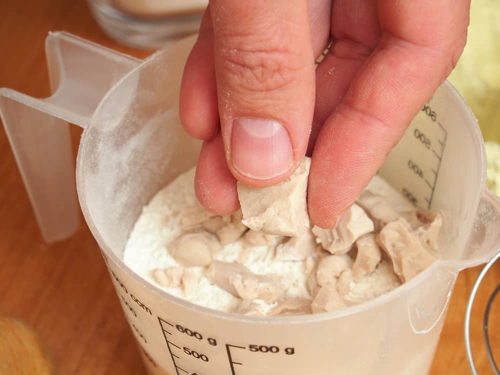 how to add fresh yeast to flour