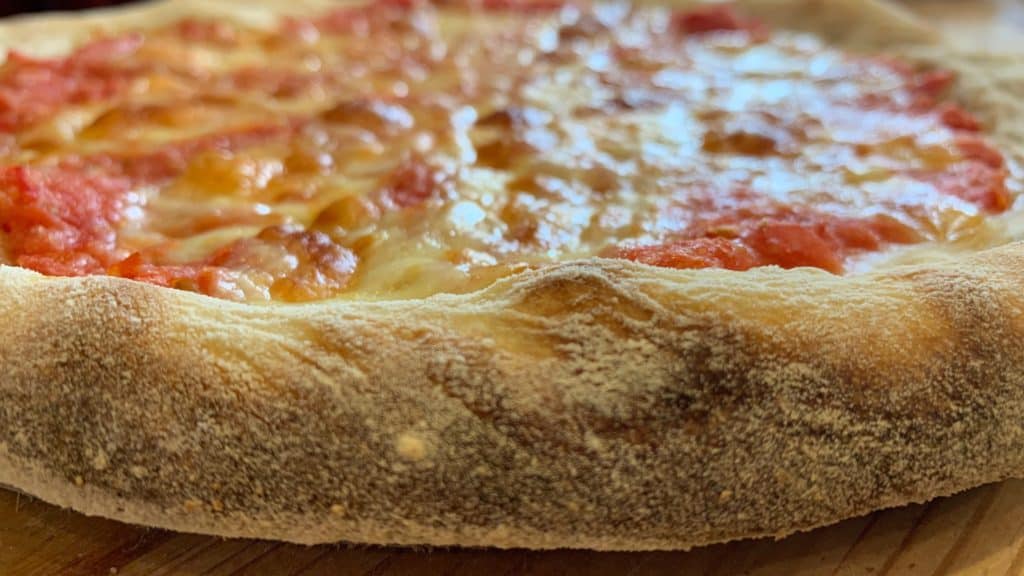 pizza crust close up