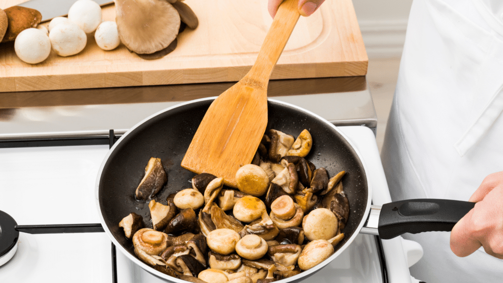 Cooking mushrooms in pan