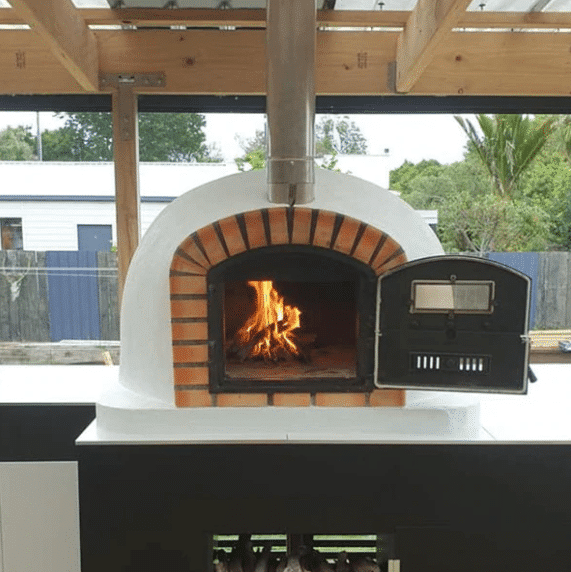 Lisboa Brick Pizza Oven in Action